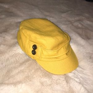 D&Y yellow conductors style hat.